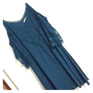 EUC maurices cold shoulder dress SZ M